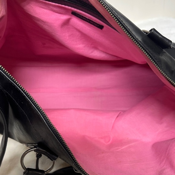 Harley-Davidson-Victoria Secret Black Leather Duffel/Tote Bag - Picture 13 of 15